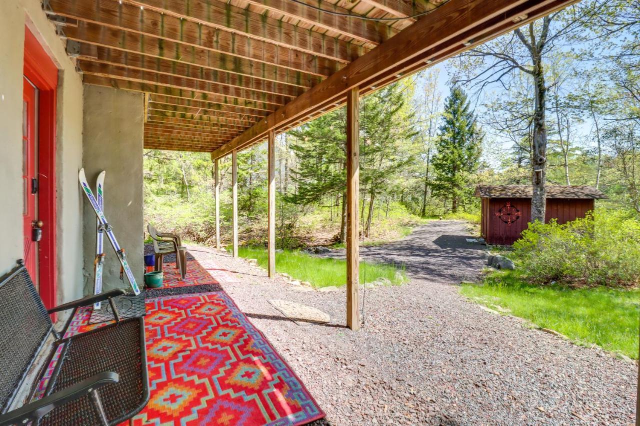 Lakefront Poconos Vacation Rental With Swim Dock! Long Pond Buitenkant foto