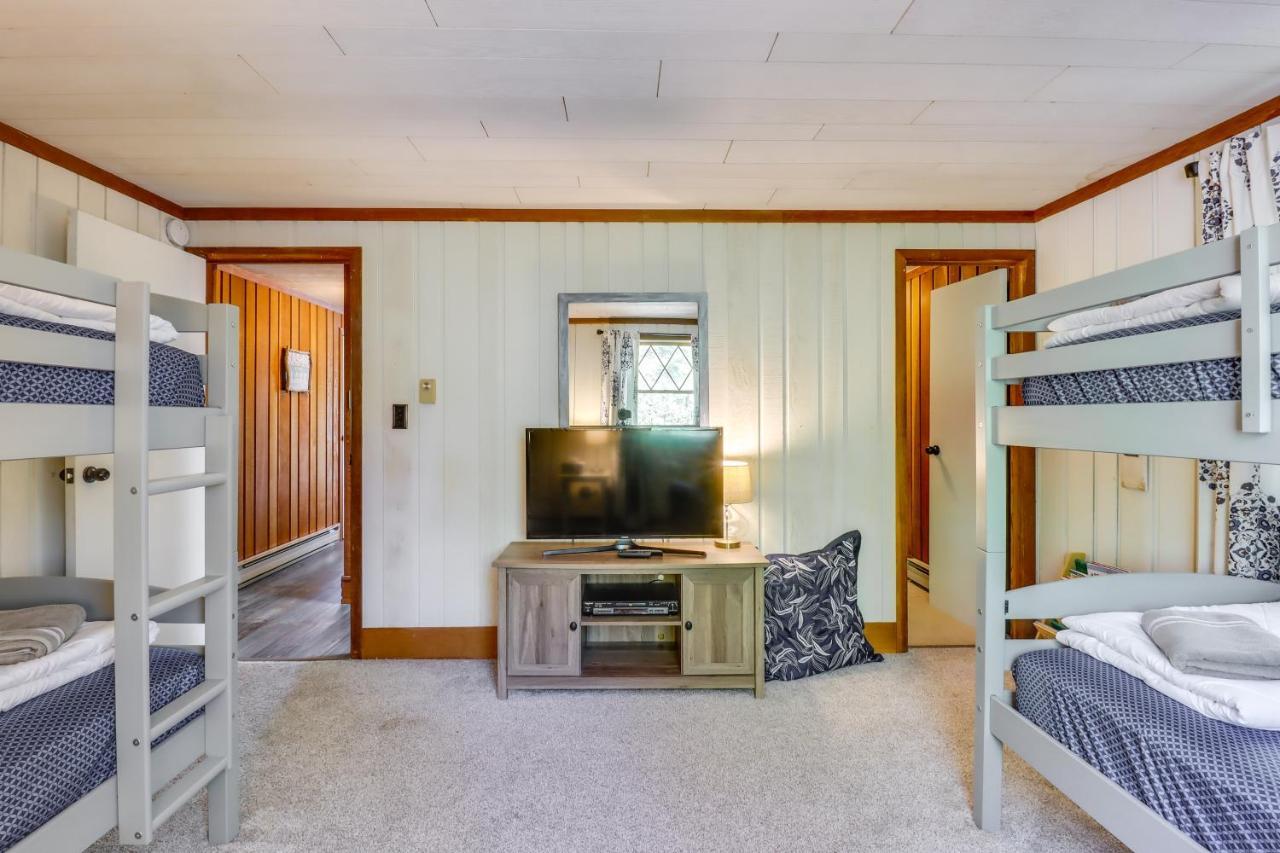 Lakefront Poconos Vacation Rental With Swim Dock! Long Pond Buitenkant foto